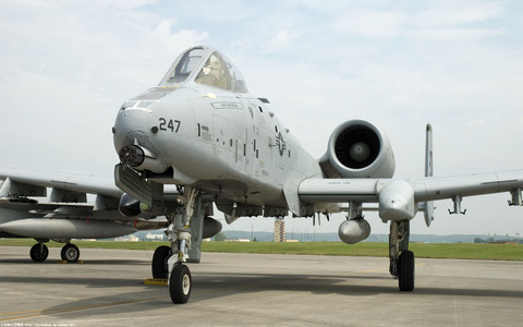 A-10サンダーボルトIIのPC用壁紙