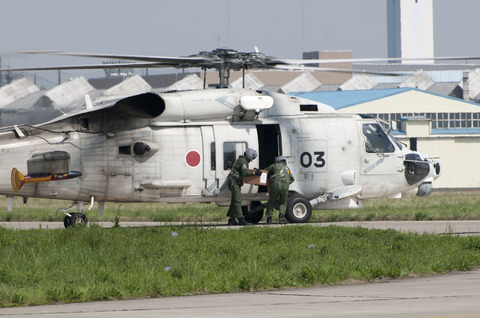 米海軍厚木基地 桜祭り/スプリングフェスティバル SH-60J